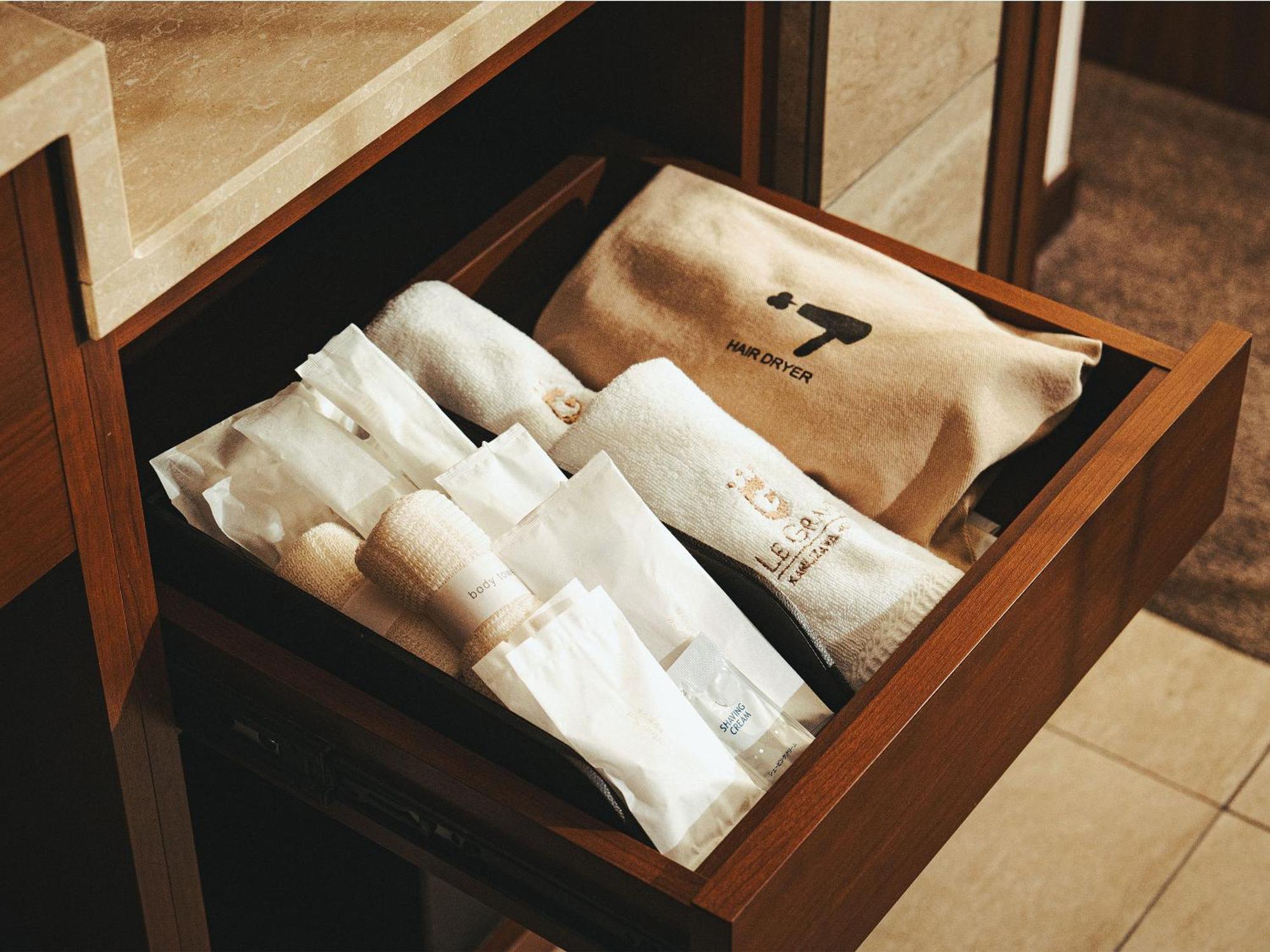 เลอ กร็องด์ คิว คะรุยซะวะ Hotel คารุอิซาว่า ภายนอก รูปภาพ